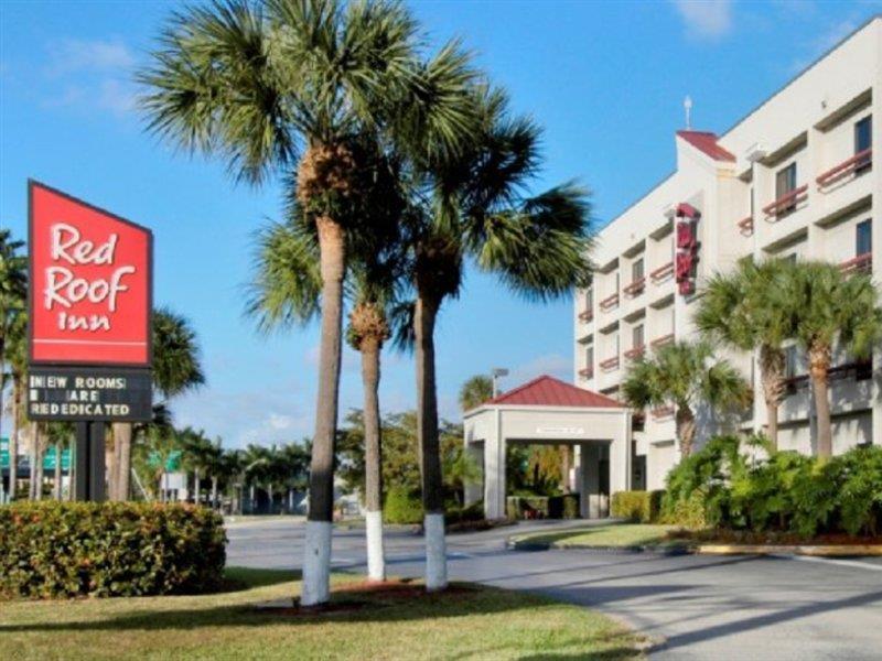 Hotel Red Roof Plus Airport